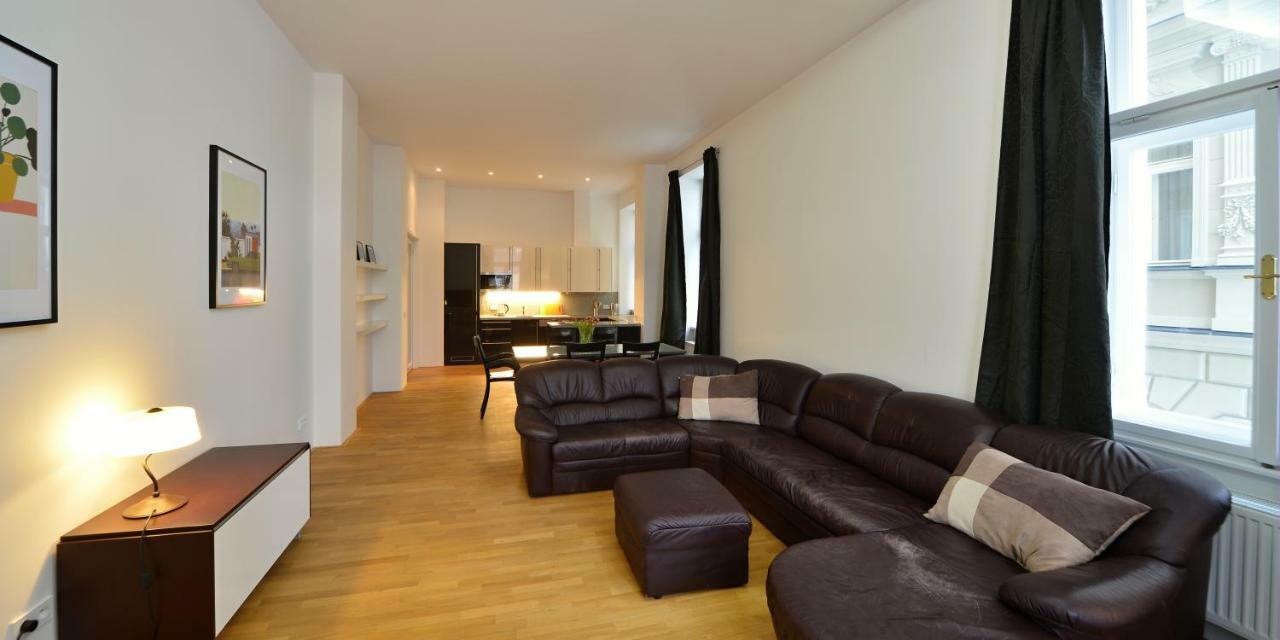 Kolonada Luxury 2 Bedroom Apartment With Balcony Марианске-Лазне Экстерьер фото